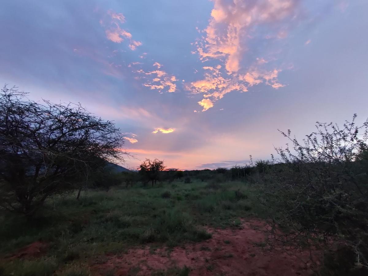 Oldonyo Orok Lodge Kajiado Exterior foto