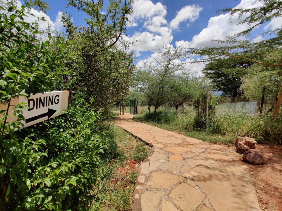 Oldonyo Orok Lodge Kajiado Exterior foto