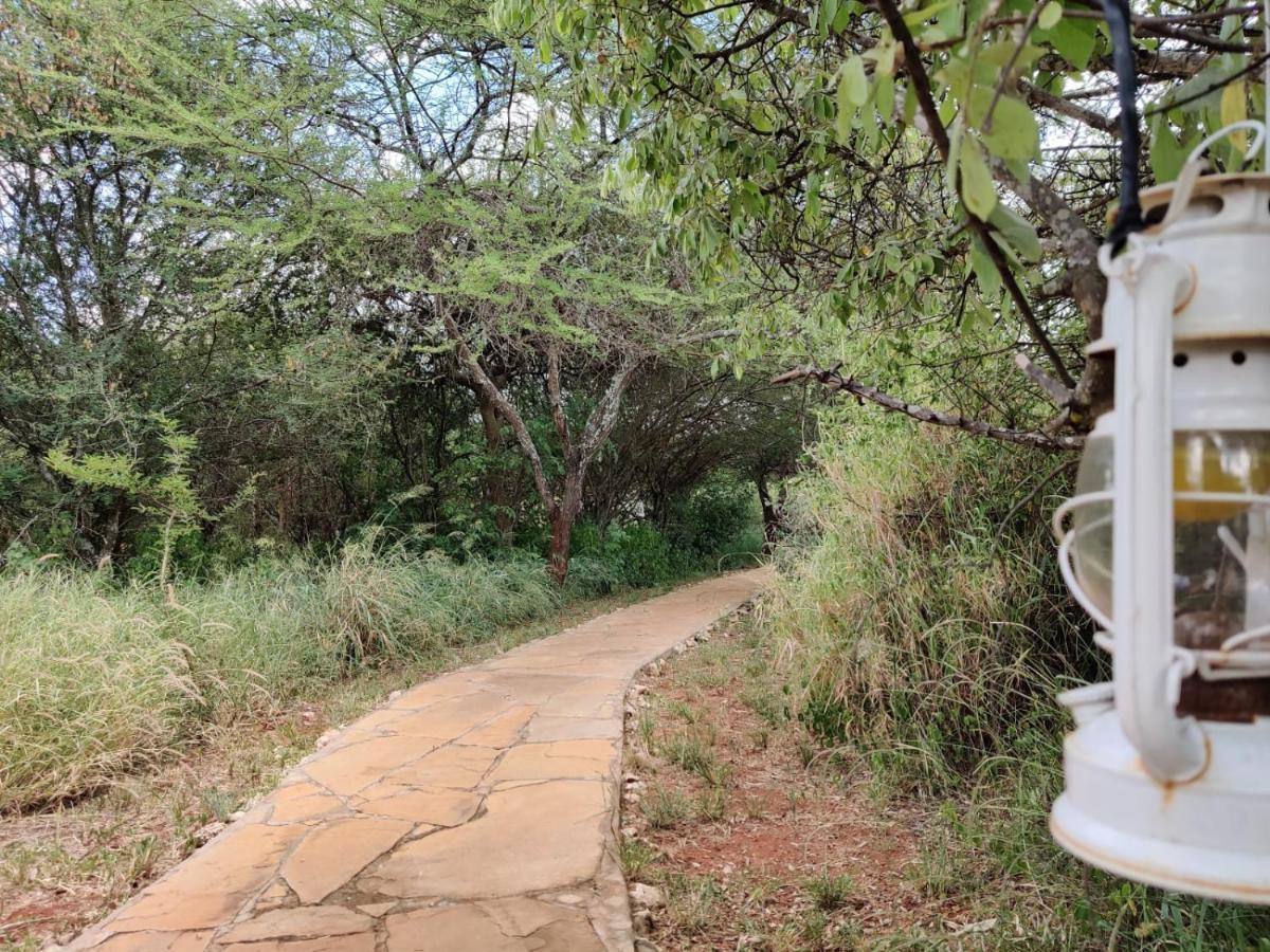 Oldonyo Orok Lodge Kajiado Exterior foto