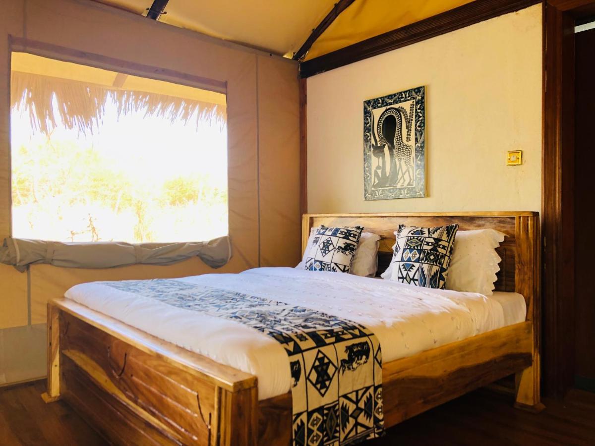 Oldonyo Orok Lodge Kajiado Exterior foto